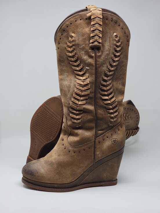 Ariat Shoes - Ariat Nashville western Wedge Women Brown Leather Cowboy Boots Size 8B Pre-owned